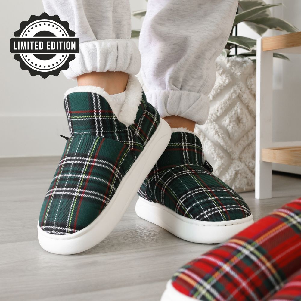 Pluffi Slippers – Plaid Edition
