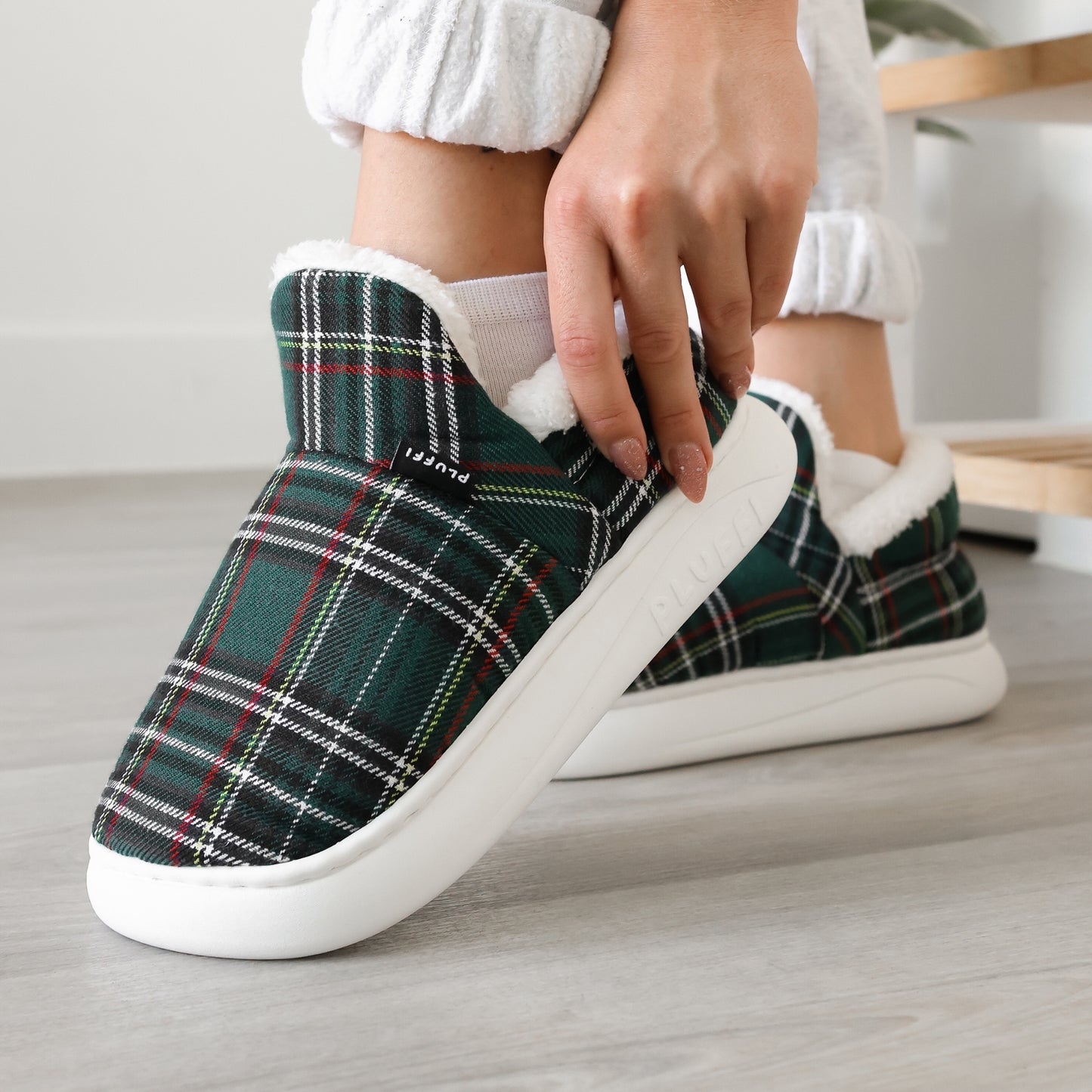 Pluffi Slippers – Plaid Edition