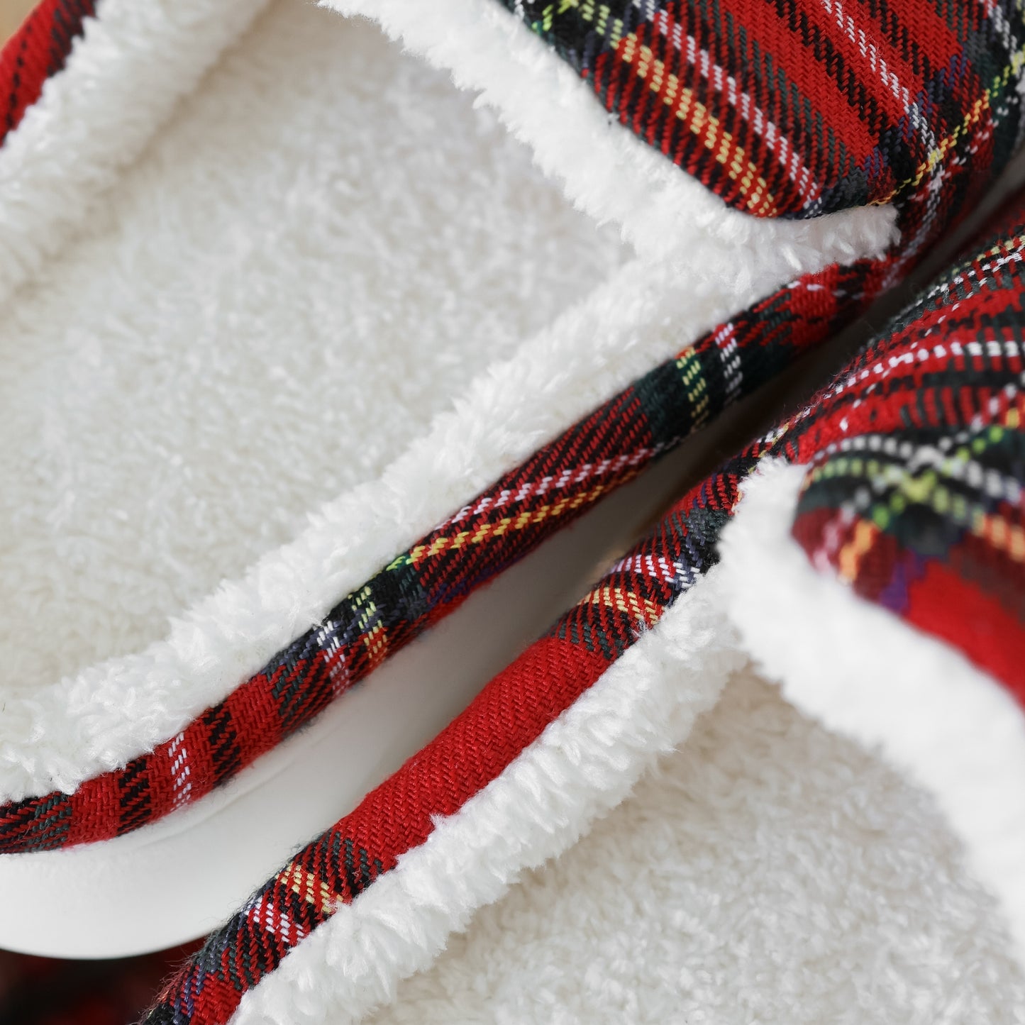 Pluffi Slippers – Plaid Edition