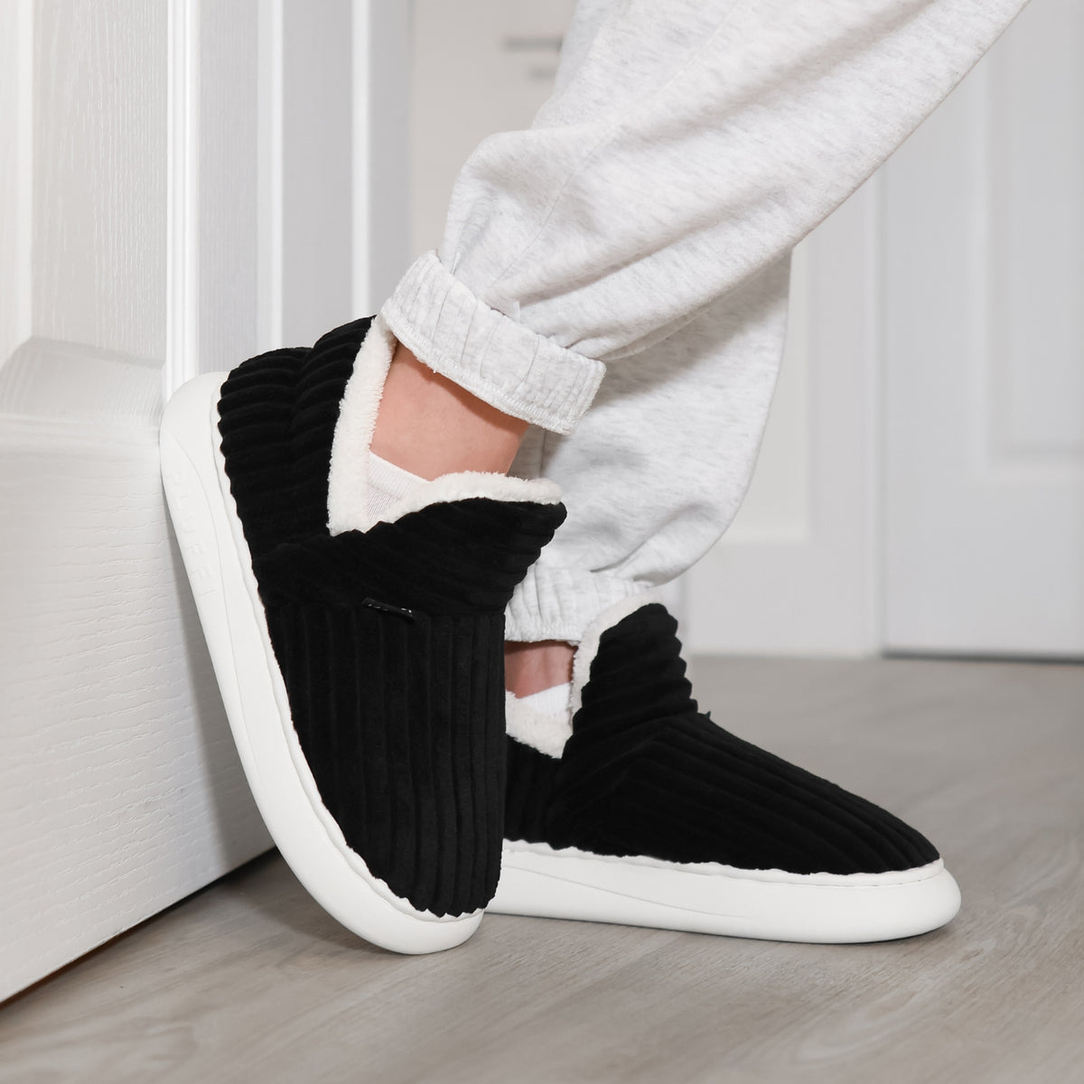 Pluffi Slippers BUY 1 GET 1 FREE